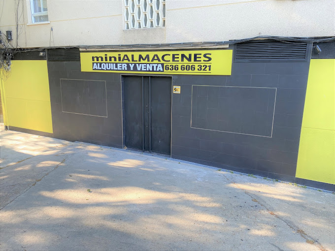 Mini Almacenes - Hortaleza - Trastero en Madrid