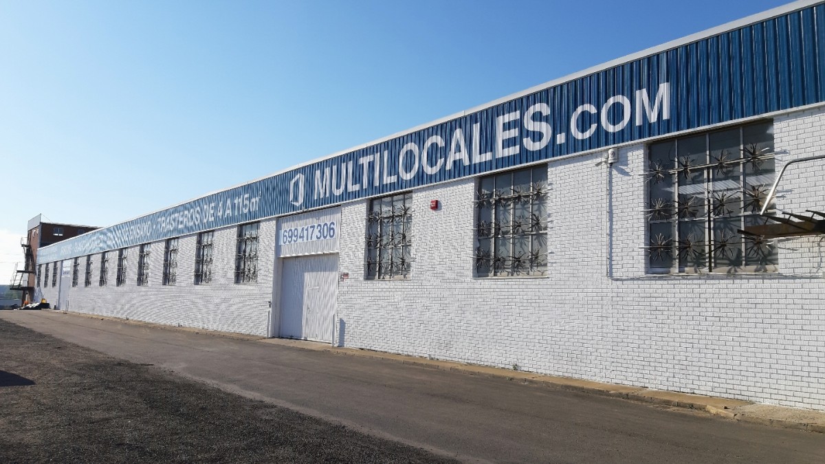 Multilocales.com - Polígono Industrial De Onzonilla - Trastero en León