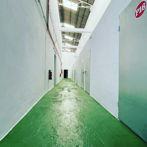 Paloma Storage Trasteros - Calle Jardines - Trastero en La Línea De La Concepción