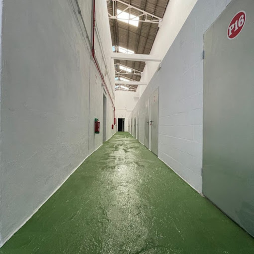 Paloma Storage Trasteros - Calle Jardines - Trastero en La Línea De La Concepción