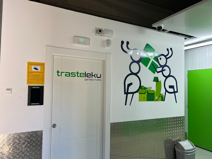 Trasteleku - Gernika - Trastero en Gernika