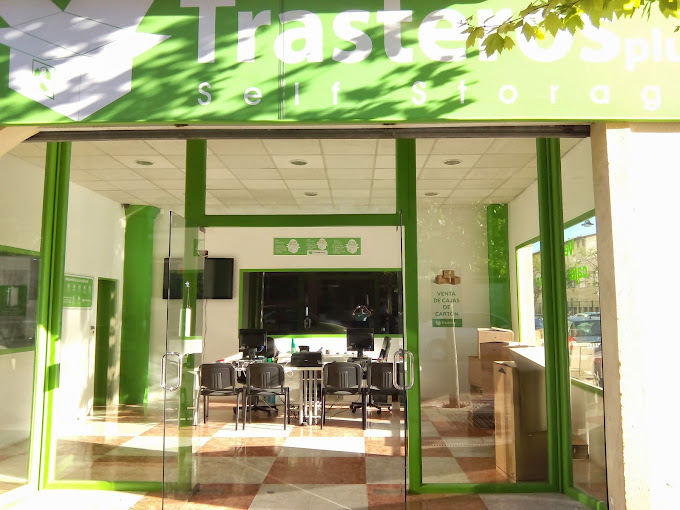 Trasteros Plus - Fuengirola - Mijas - Trastero en Las Lagunas De Mijas