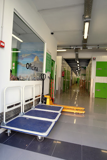 Trasteros Plus - Juan XXIII - Trastero en Málaga