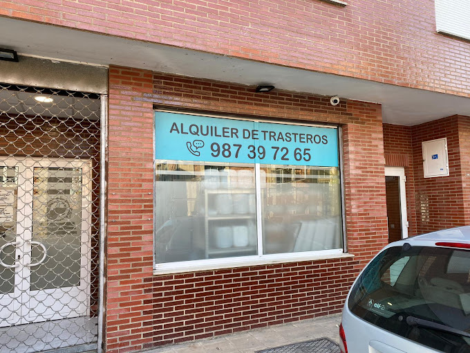 Uno Trasteros - La Sal - Trastero en León