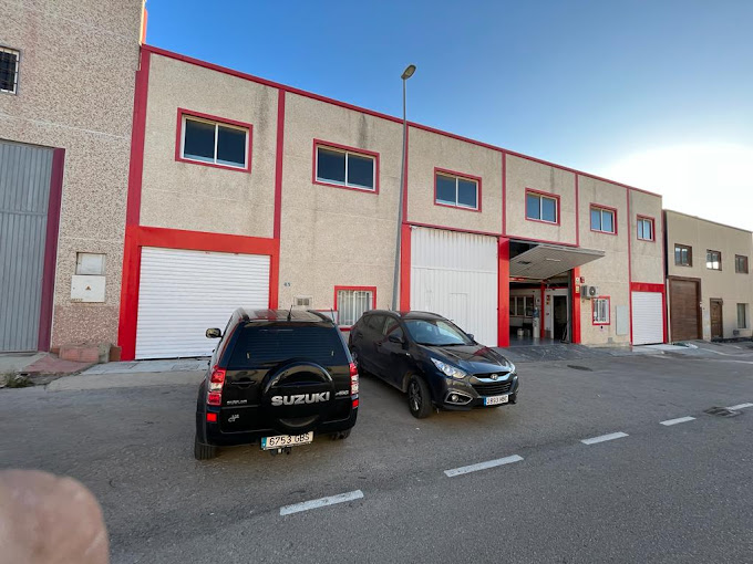 Ustore-It - Manilva - Trastero en Estepona