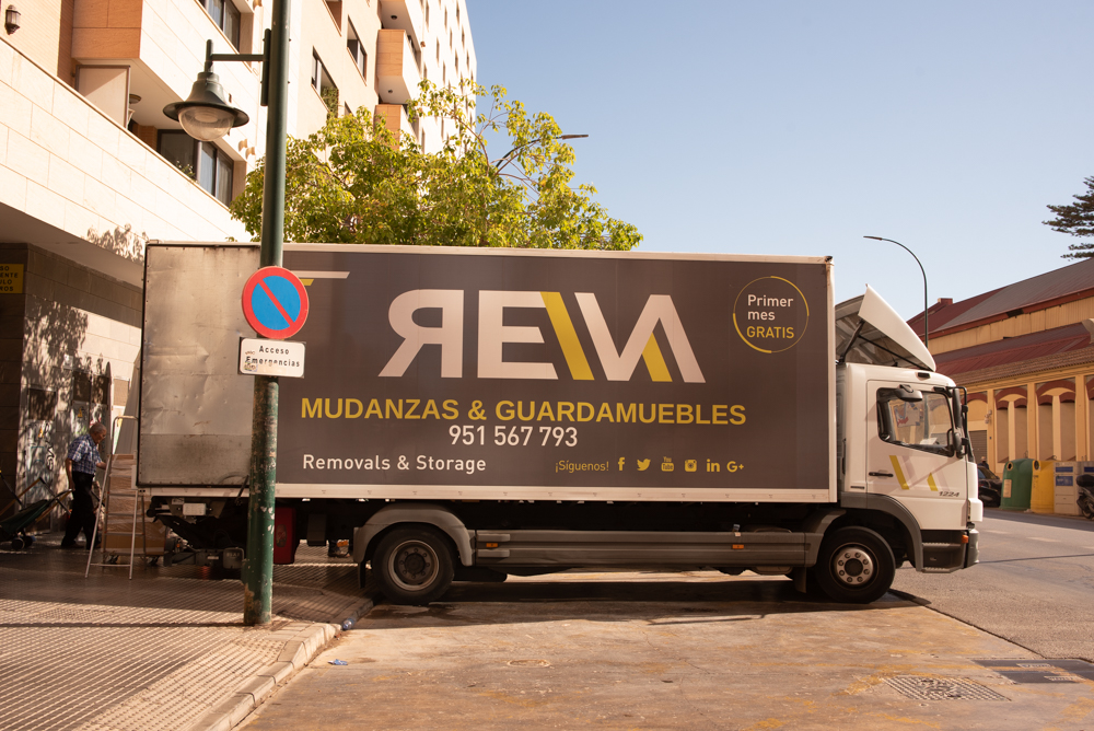 Mudanzas, Trasteros y Guardamuebles Reva. - Trastero en Pizarra