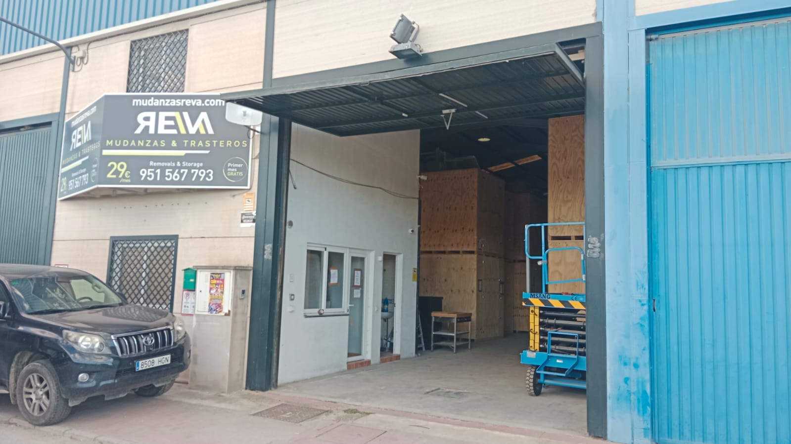 Mudanzas, Trasteros y Guardamuebles Reva. - Trastero en Coín