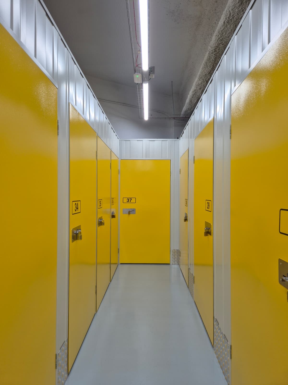 Trasteros Santa Coloma de Gramenet | VADETRASTEROS - Trastero en 