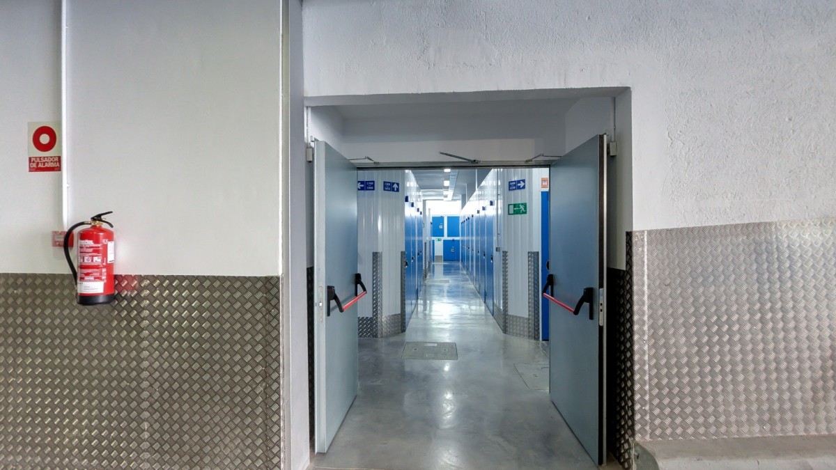 Bluespace - Les Corts - Trastero en Barcelona