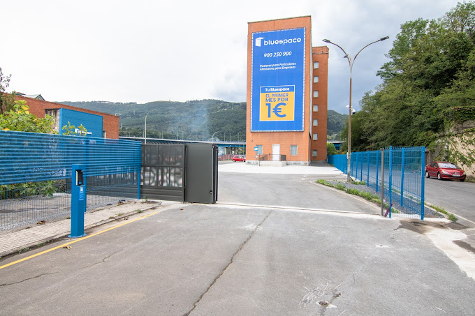 Bluespace - Trapaga - Trastero en Bilbao