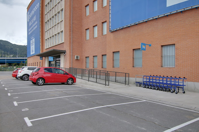 Bluespace - Trapaga - Trastero en Bilbao
