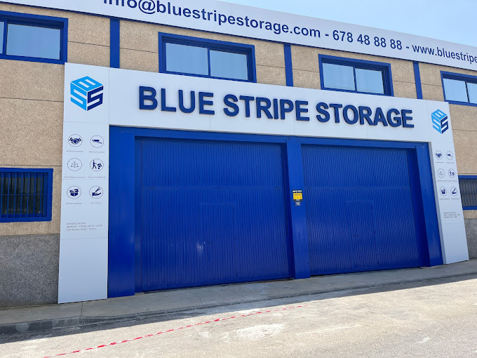 Blue Stripe Storage - Marbella - Trastero en Marbella