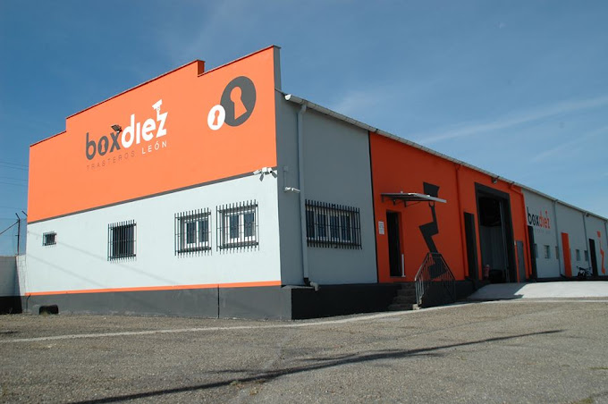Box Diez - Calle Bandonilla - Trastero en León