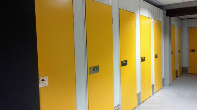 Box Rent Self Storage - Calle Turquesa 12 - Trastero en Valladolid