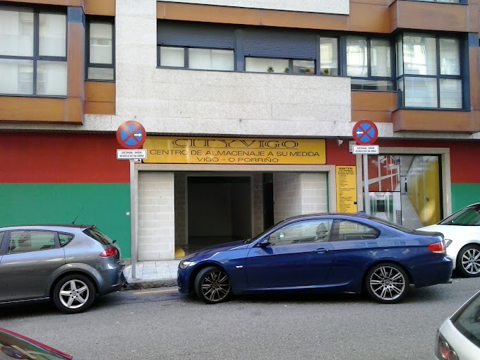 Cityvigo - Camilo José Cela - Trastero en Vigo