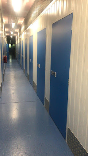 Cugat Storage - Cerdanyola Del Vallès - Trastero en Cerdanyola Del Vallès