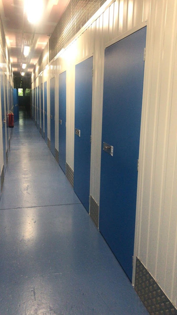 Cugat Storage - Rubí - Trastero en Rubí