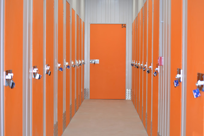Easy Lock Self Storage - Calle Nuestra Señora Del Agua - Trastero en Zaragoza