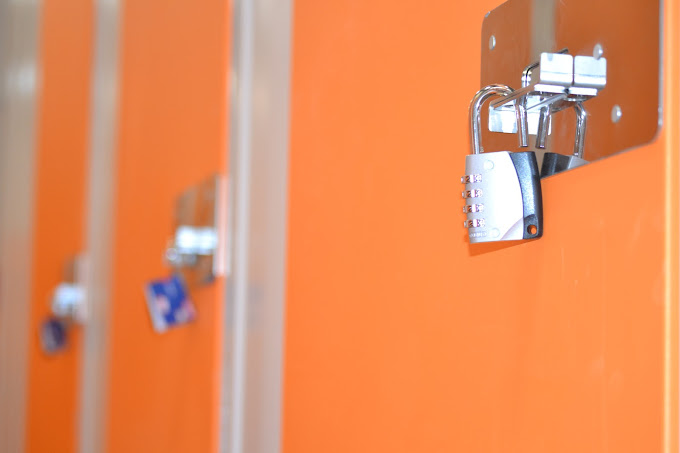 Easy Lock Self Storage - Calle Nuestra Señora Del Agua - Trastero en Zaragoza