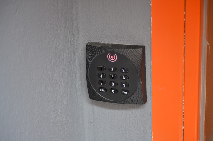 Easy Lock Self Storage - Calle Nuestra Señora Del Agua - Trastero en Zaragoza