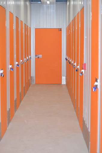 Easy Lock Self Storage - Calle Nuestra Señora Del Agua - Trastero en Zaragoza