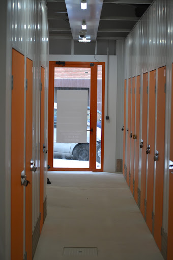 Easy Lock Self Storage - Calle Nuestra Señora Del Agua - Trastero en Zaragoza