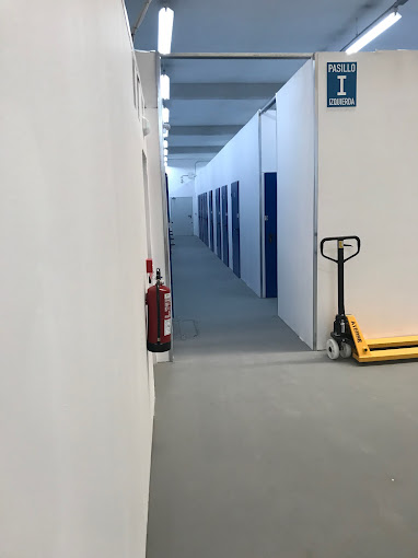 El Trastero Americano - Plaza De Las Estaciones - Trastero en Santander