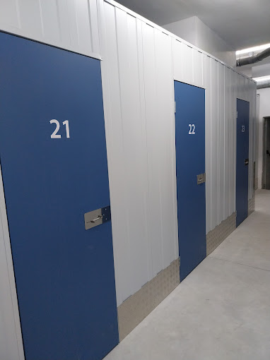 Factory Storage - Germans Schembri - Trastero en Palma