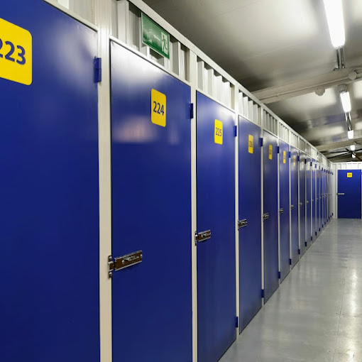 Haz Espacio - Estepona - Trastero en Estepona