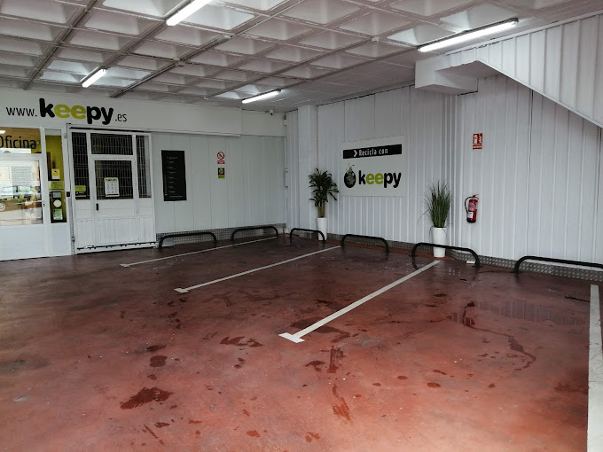 Keepy - Marbella - Trastero en Marbella